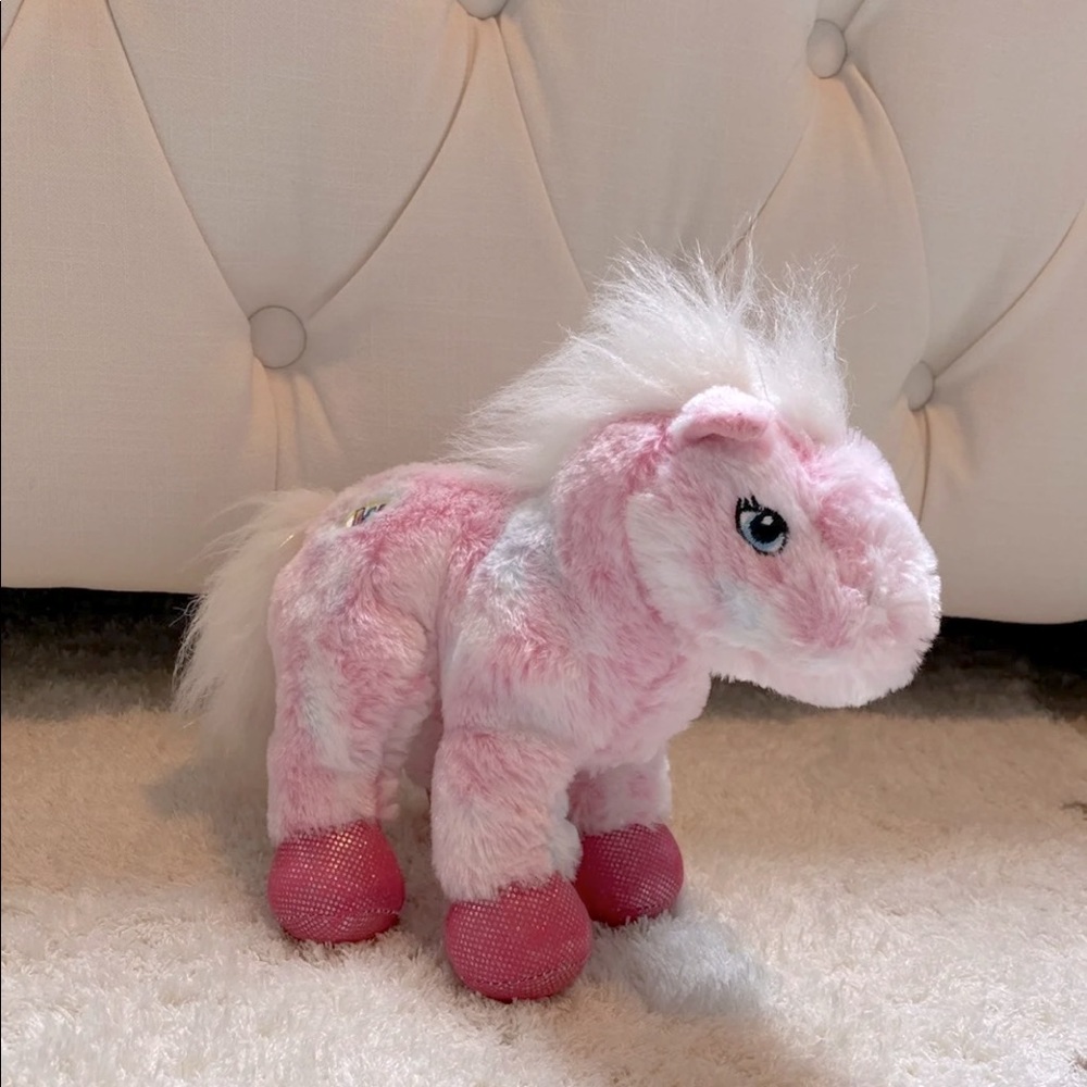 SOLD!!   GANZ Retired 2010 Pink Pony WEBKINZ